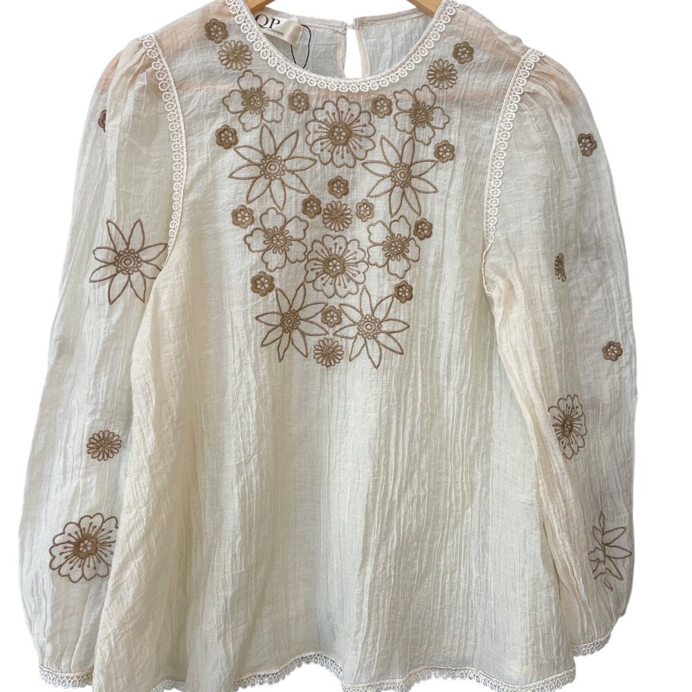 QP Designers Blouse Size Small Long Sleeve Floral Embroidered White Cream Boho